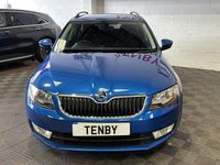Used Skoda Octavia SE 115 HP (84 kW) 2017 Blue Estate
