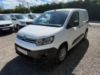 Used Citroën Berlingo 75 HP (55 kW) 2021 White MPV