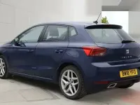 Usado Seat Ibiza FR 115 HP (84 kW) 2018 Azul Citadino