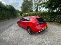 Used Volvo V40 R-Design 190 HP (139 kW) 2014 Red Hatchback