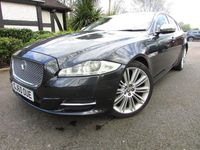 Usado Jaguar XJ Portfolio 275 HP (202 kW) 2010 Cinzento Sedan
