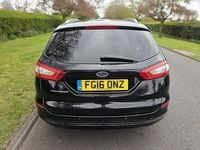 Usado Ford Mondeo Titanium 180 HP (132 kW) 2016 Preto Carrinha