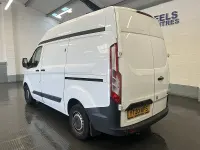 Used Ford Transit Custom 105 HP (77 kW) 2020 White Van