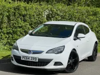 Used Vauxhall Astra GTC SRi 200 HP (147 kW) 2014 White Hatchback