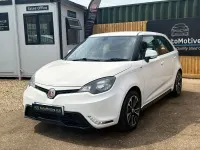 Used MG MG3 106 HP (77 kW) 2015 White Hatchback