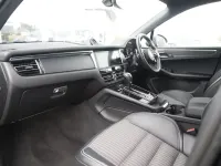 Usado Porsche Macan 265 HP (194 kW) 2024 Cinzento SUV