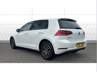 Used VW Golf VII SE 125 HP (91 kW) 2017 White Hatchback