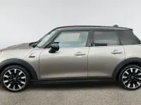 Begagnad Mini Cooper Exclusive 136 HK (100 kW) 2020 Silver Halvkombi