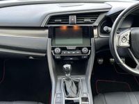 Used Honda Civic EX 127 HP (93 kW) 2019 Red Hatchback