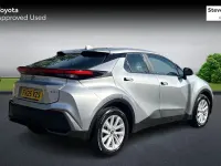 Used Toyota C-HR 140 HP (102 kW) 2025 Silver SUV