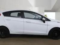 Used Ford Fiesta Titanium 96 HP (70 kW) 2009 White Hatchback