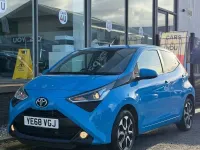 Gebraucht Toyota Aygo X-plore 71 PS (52 kW) 2018 Blau Kleinwagen