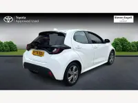 Used Toyota Yaris Hybrid 2025 White Hatchback
