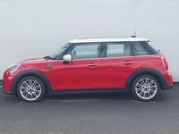 Usado Mini Cooper Exclusive 136 CV (100 kW) 2023 Rojo Utilitario