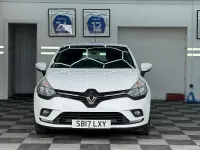 Used Renault Clio Dynamique 75 HP (55 kW) 2017 White Hatchback