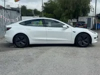 Used Tesla Model 3 Standard Range 366 kW (498 HP) 2020 White Sedan