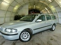 used Volvo V70 2.4