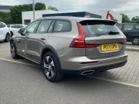 Used Volvo V60 CC 197 HP (144 kW) 2021 Estate
