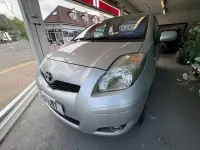 Used Toyota Yaris 69 HP (50 kW) 2011 Silver Hatchback