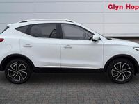 Usado MG ZS Exclusive 111 HP (81 kW) 2024 Branco SUV