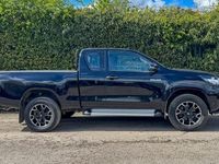Used Toyota HiLux Active 150 HP (110 kW) 2023 Black Pickup