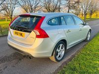 Used Volvo V60 SE Lux 180 HP (132 kW) 2022 Silver Estate