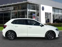New VW Polo Life 95 HP (69 kW) 2025 White Hatchback