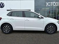 Used VW Polo Life 95 HP (69 kW) 2024 White Hatchback