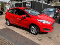 Used Ford Fiesta Zetec 82 HP (60 kW) 2014 Red Hatchback