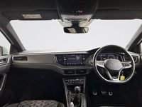 Begagnad VW Polo R-line 95 HK (69 kW) 2024 Vit Halvkombi