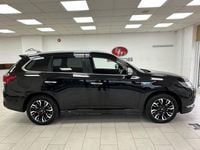 Used Mitsubishi Outlander 200 HP (147 kW) 2017 Black SUV