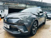 Used Toyota C-HR 122 HP (89 kW) 2017 White SUV