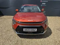 Used Kia Niro 139 HP (102 kW) 2023 Orange SUV