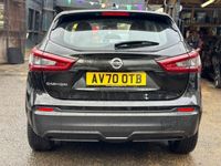 used Nissan Qashqai 1.3 DiG-T 160 Acenta Premium 5dr DCT