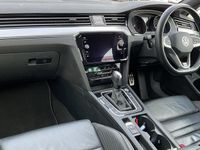 Used VW Passat R-line 150 HP (110 kW) 2023 Scale silver metallic Estate