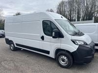 New Vauxhall Movano S 140 HP (102 kW) 2026 Kaolin white