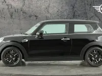 Used Mini Cooper Classic 134 HP (98 kW) 2018 Black Hatchback