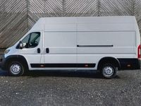 Used Peugeot Boxer Premium 140 HP (102 kW) 2023 White Van