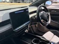 Usado VW ID.7 Pro 210 kW (286 CV) 2025 Plateado Utilitario
