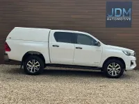 Used Toyota HiLux 150 HP (110 kW) 2020 White Pickup