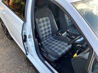 Gebraucht VW Golf VII GTE 201 PS (147 kW) 2018 Weiß Kleinwagen
