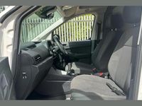 Used VW Caddy 102 HP (75 kW) 2022 White MPV
