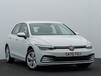 Second-hand VW Golf VIII Life 130 CP (95 kW) 2020 Alb Hatchback
