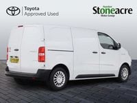 New Toyota Proace 100 kW (136 HP) 2025 White MPV