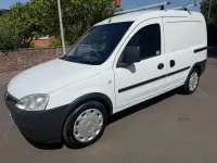Used Vauxhall Combo 75 HP (55 kW) 2009 White MPV