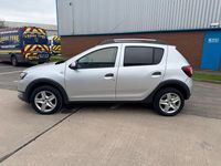 Begagnad Dacia Sandero Ambiance 2014 Silver Halvkombi