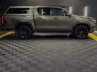 Usado Toyota HiLux 204 HP (150 kW) 2022 Castanho Pickup