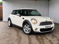 Used Mini ONE Hatch 98 HP (72 kW) 2011 White Hatchback