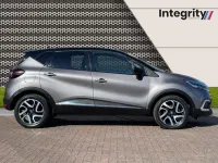 Used Renault Captur Dynamique 2017 Grey/black SUV