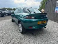 Usado Ford Puma 125 CV (91 kW) 2000 Verde Coupe